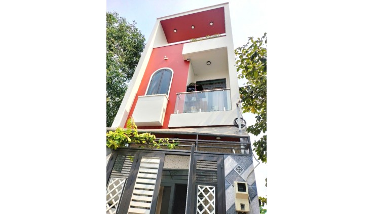 Bán Nhà 3 Tầng Mới Hẻm Xe Hơi 60m2_4.05*15 Chỉ 4.7 tỷ Ngô Chí Quốc Bình Chiểu Thủ Đức Ở Ngay.